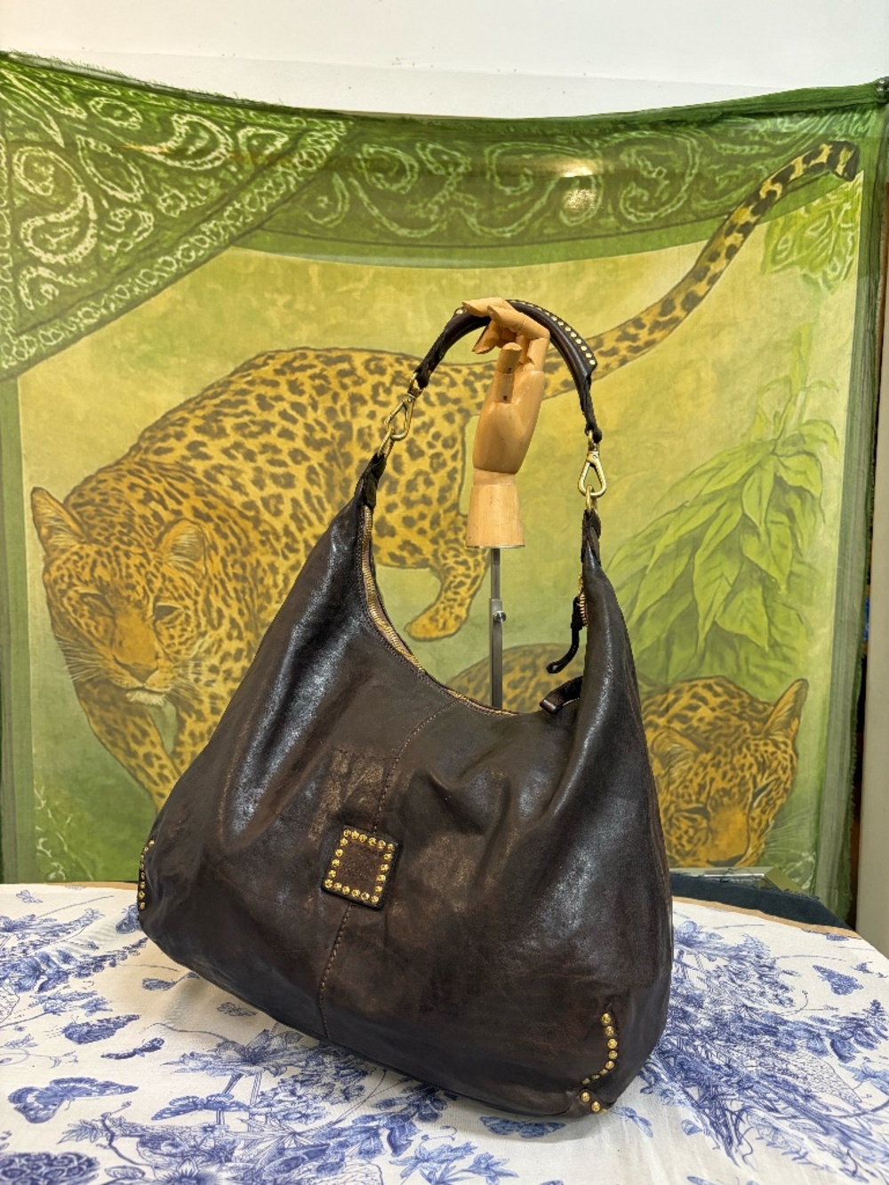 Campomaggi Shoulder Bag in Moro
